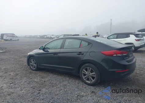 2018 Hyundai Elantra Sel z USA, uszkodzony, nr VIN 5NPD84LF2JH222819